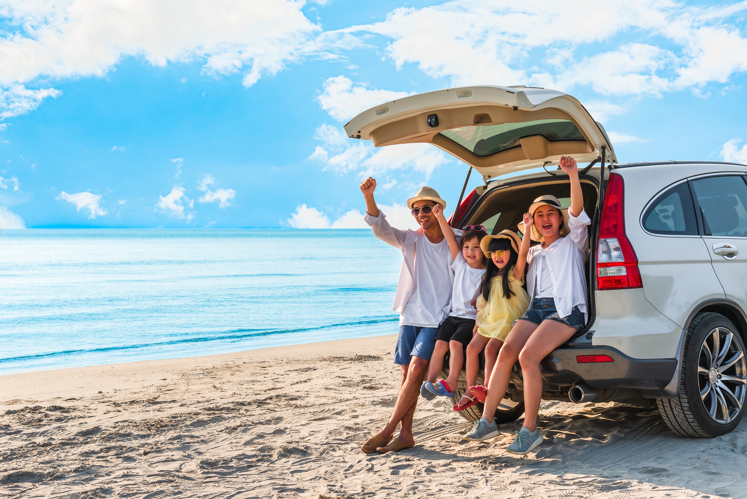 What to Consider Before Renting a Family Car from Strong Rent A Car